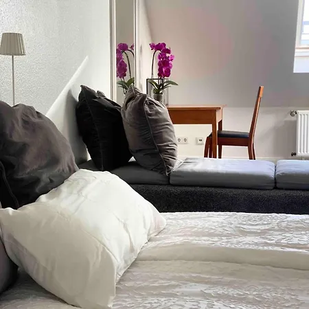 70qm Maisonette-wohnung In Stadthaus Zentrum דירה *