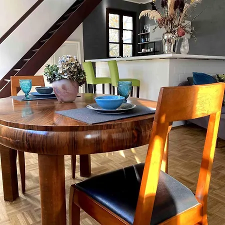 70qm Maisonette-wohnung In Stadthaus Zentrum דירה *